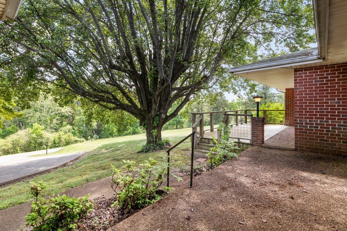 1720 Duke Loop Dickson TN 37055
