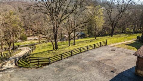 655 Cummings Lane Cottontown TN 37048