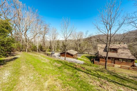 655 Cummings Lane Cottontown TN 37048