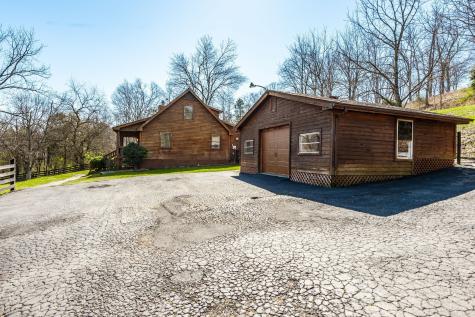 655 Cummings Lane Cottontown TN 37048