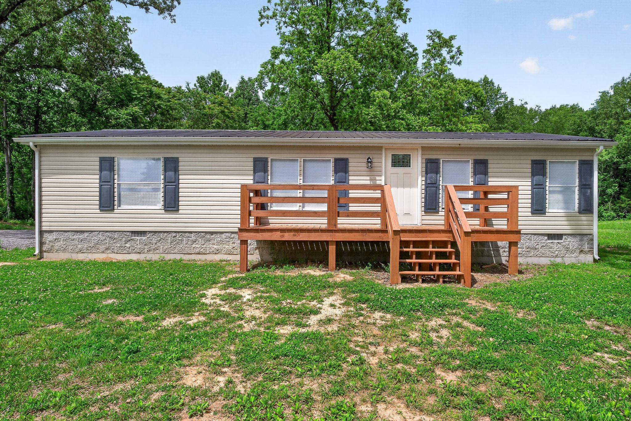 1437 Jefferson Road Smithville TN 37166