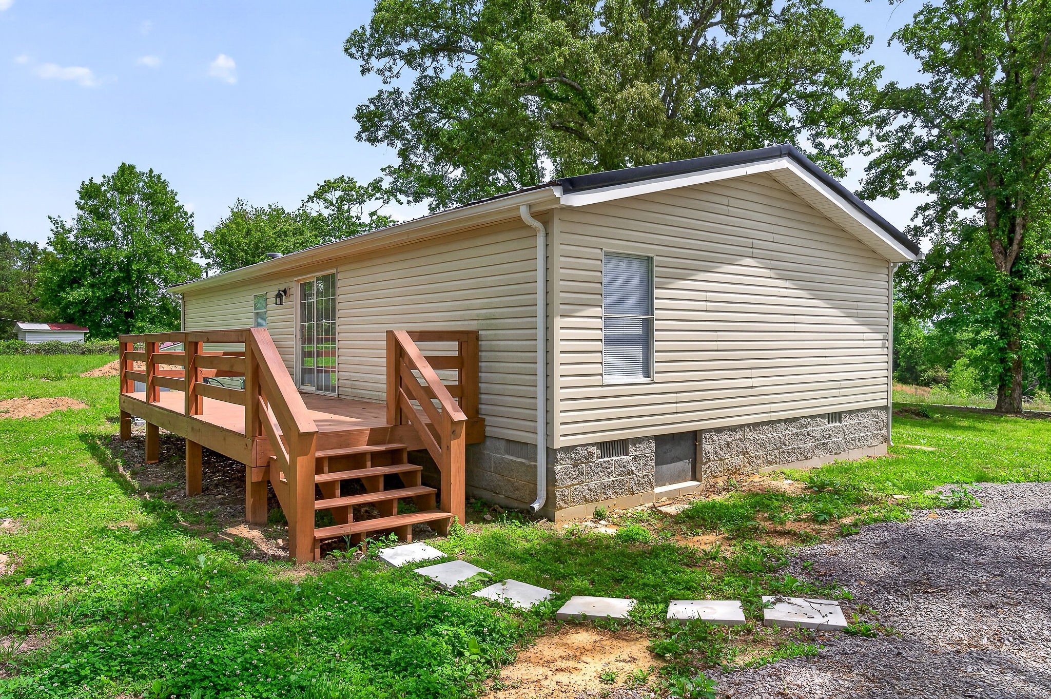 1437 Jefferson Road Smithville TN 37166