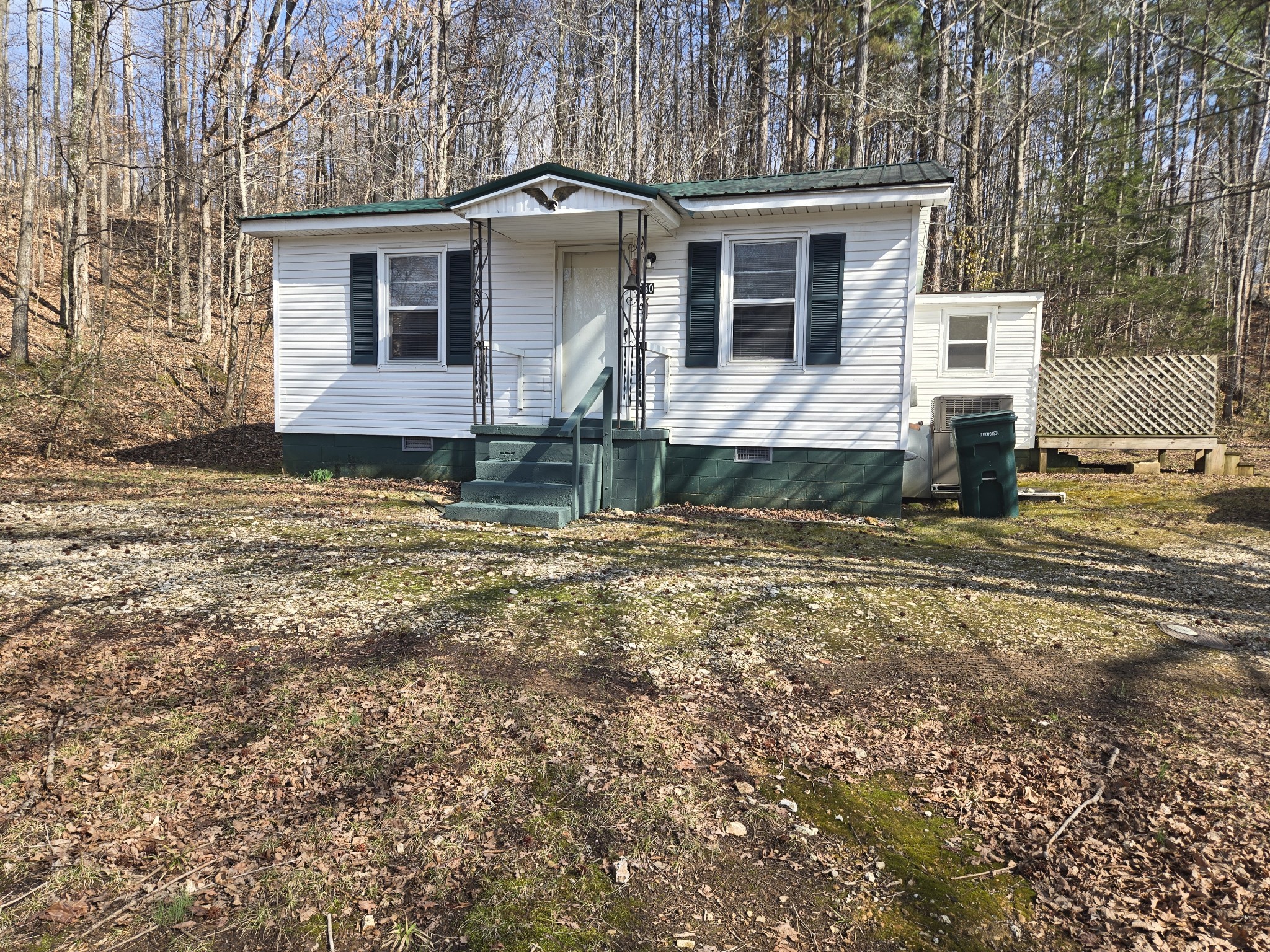 780 Highway 13, N Waverly TN 37185