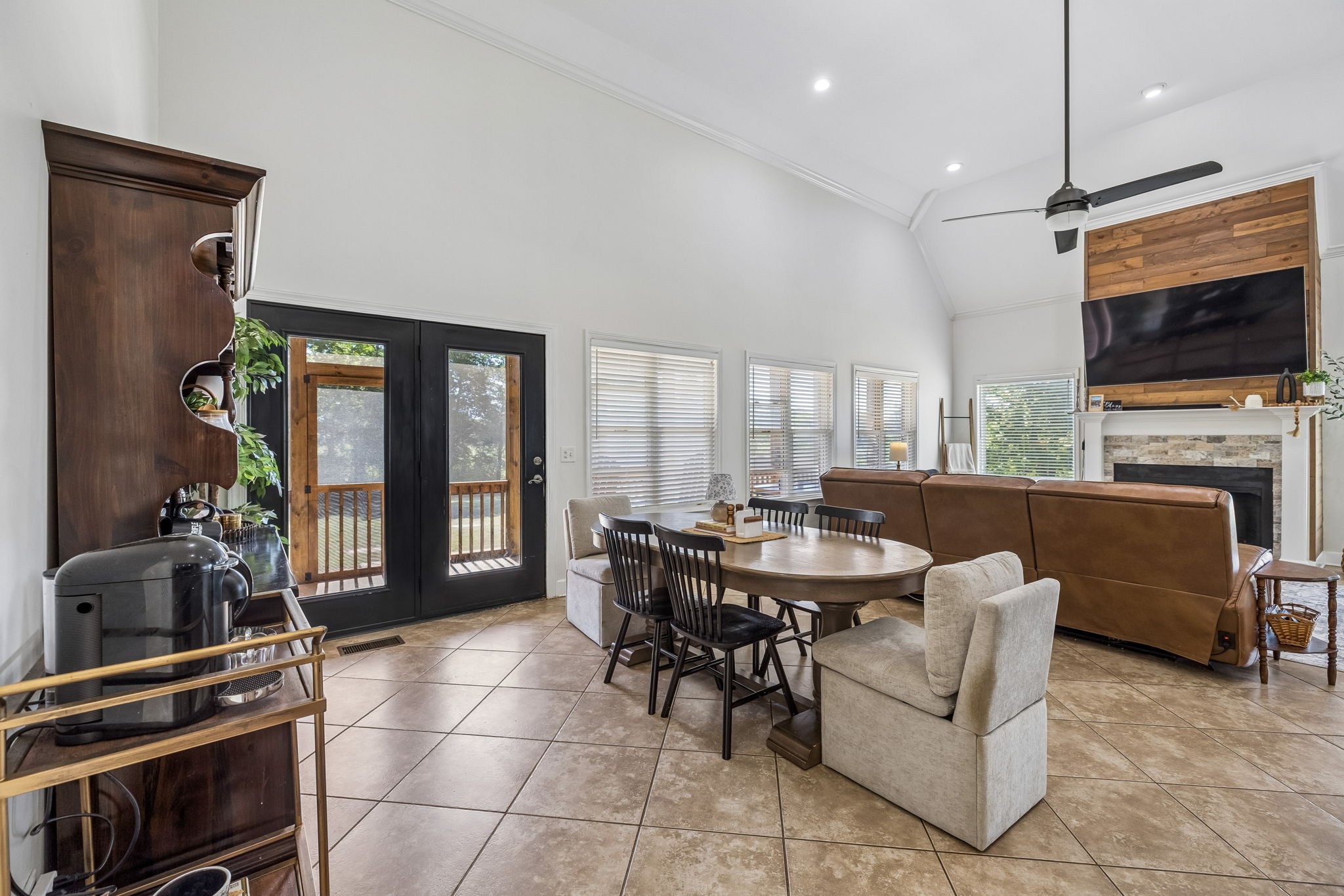 1136 Farmhouse Road Lascassas TN 37085