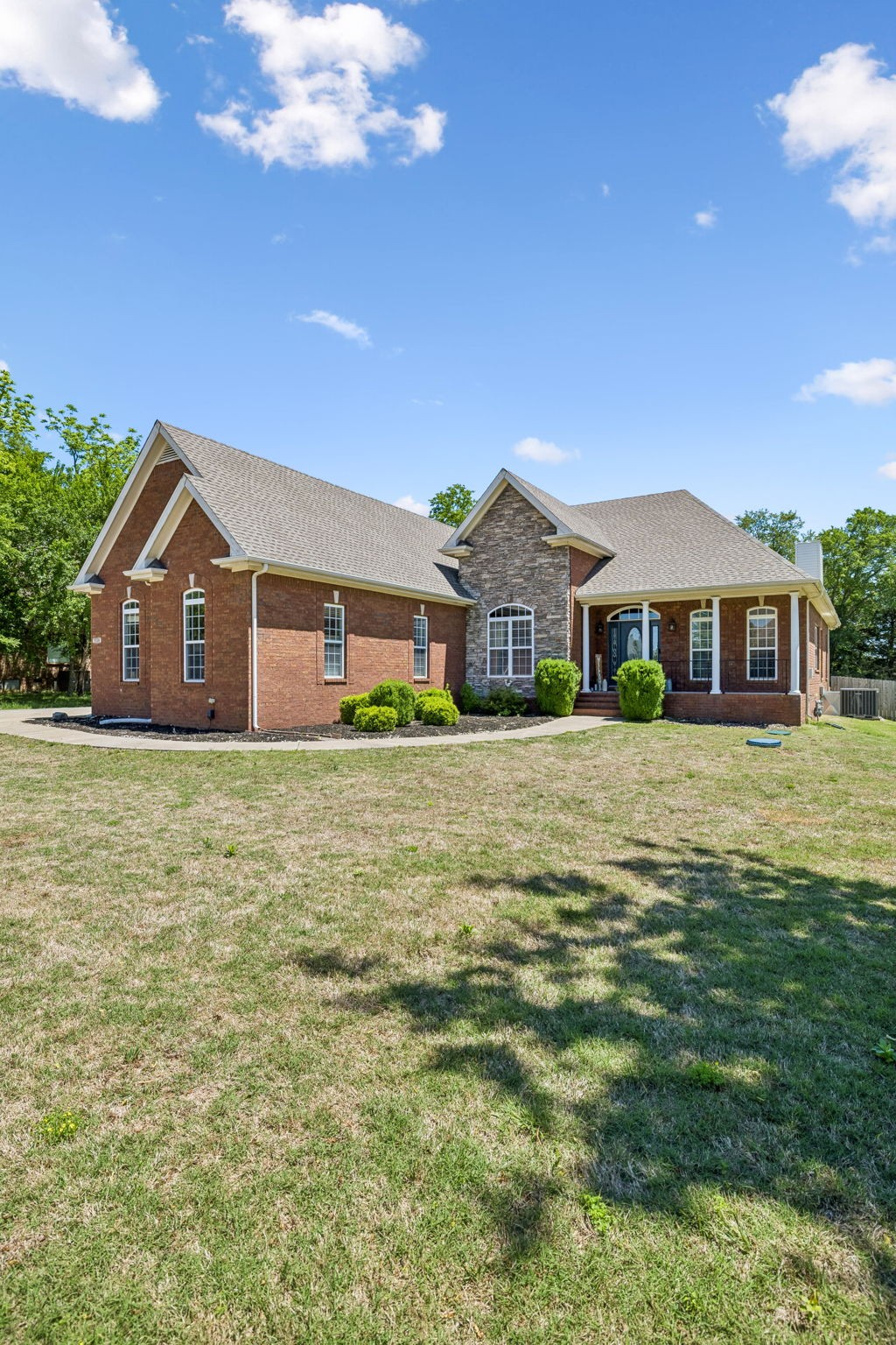1136 Farmhouse Road Lascassas TN 37085