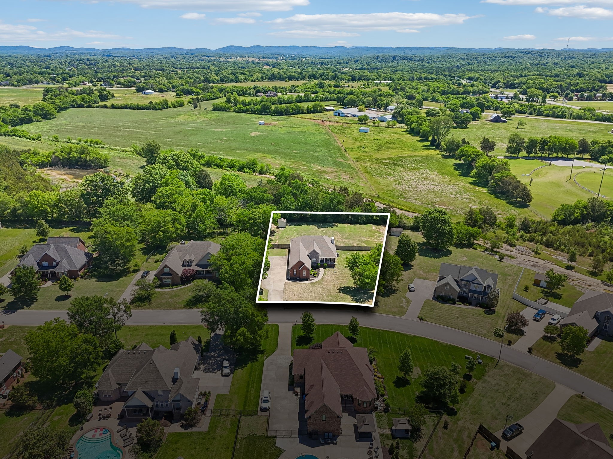 1136 Farmhouse Road Lascassas TN 37085