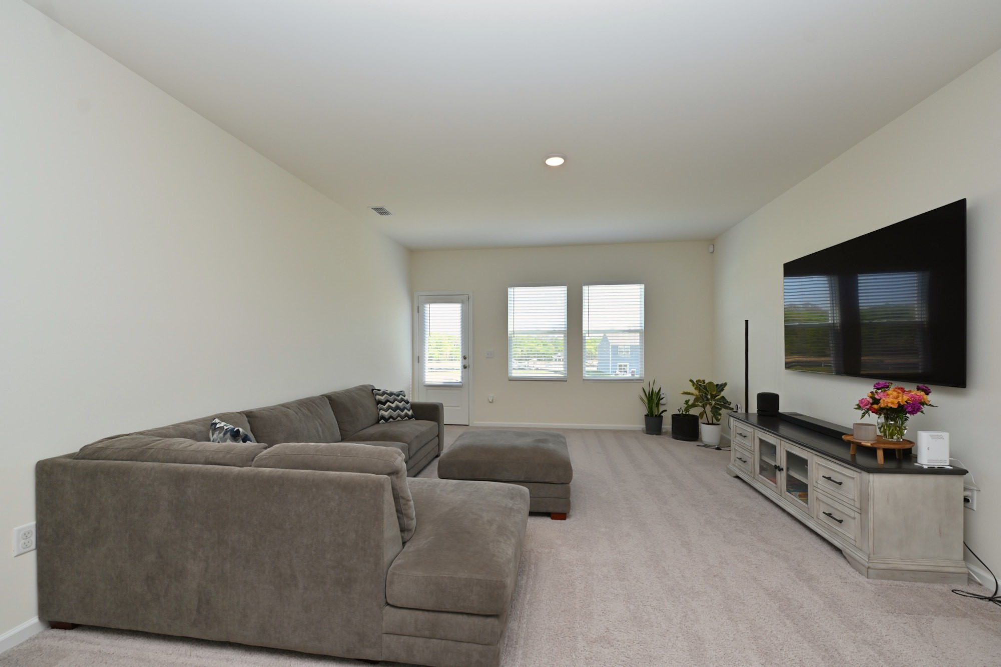 1059 Large Poppy Drive La Vergne TN 37086