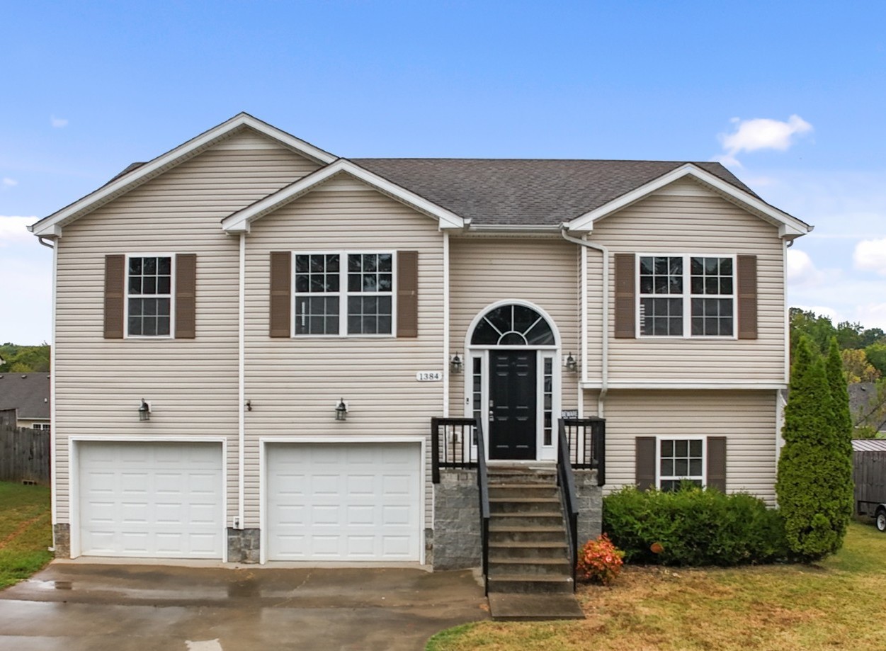 Clarksville TN, 1384 Constitution Drive