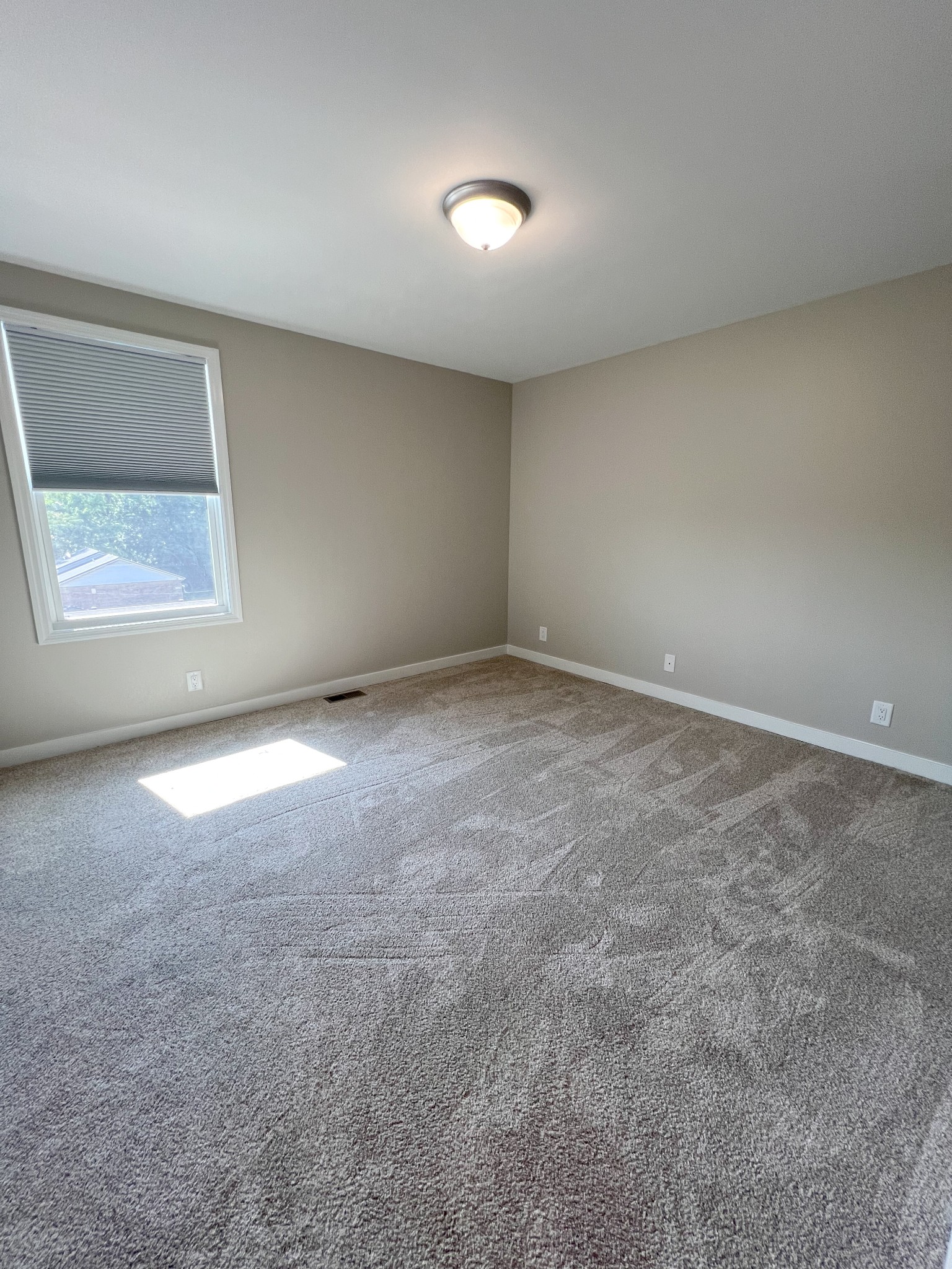1521 W Knollwood Circle Clarksville TN 37043