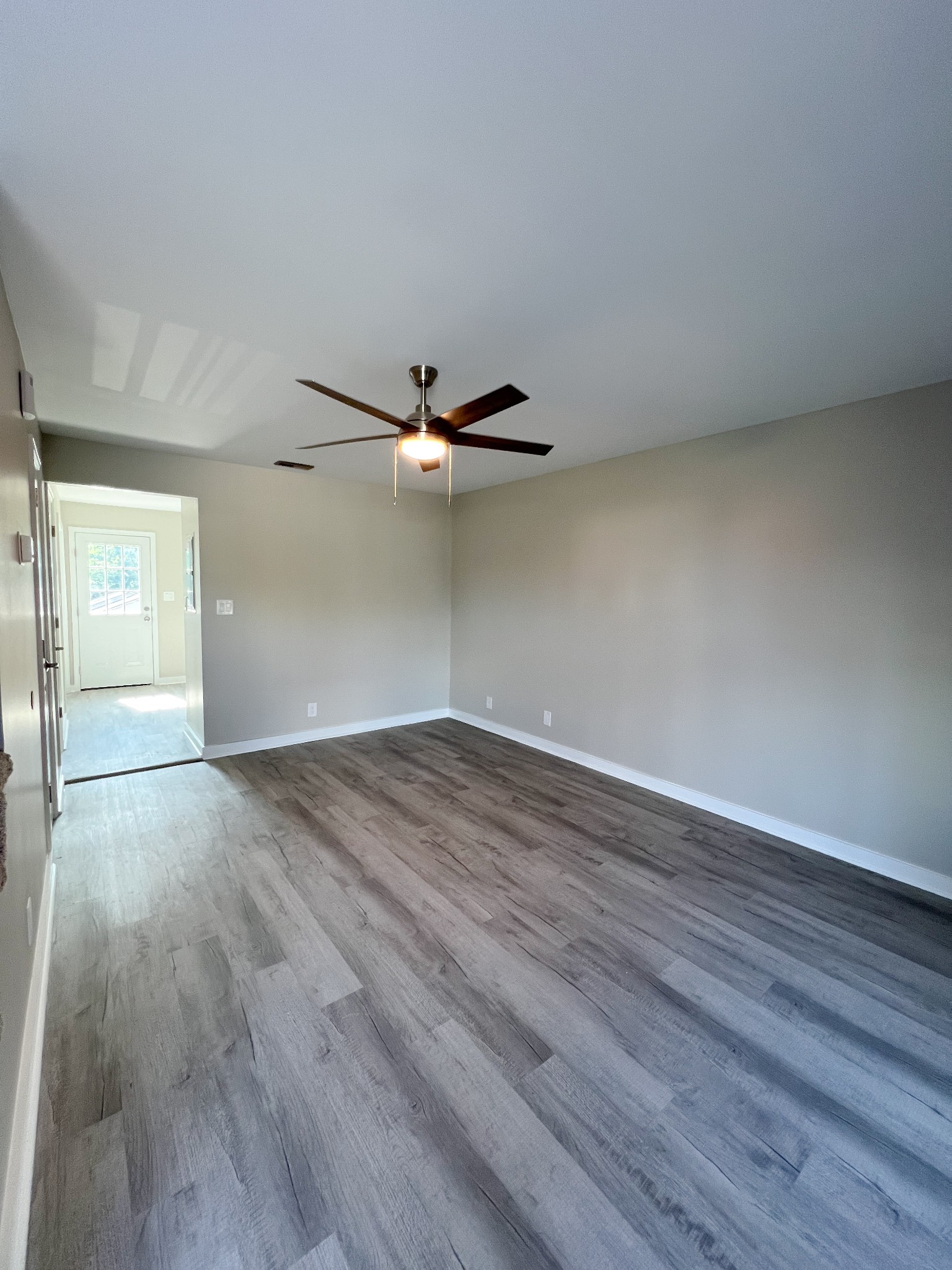 1521 W Knollwood Circle Clarksville TN 37043