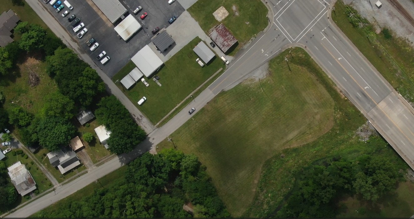 107 E Jackson Avenue Spring City TN 37381
