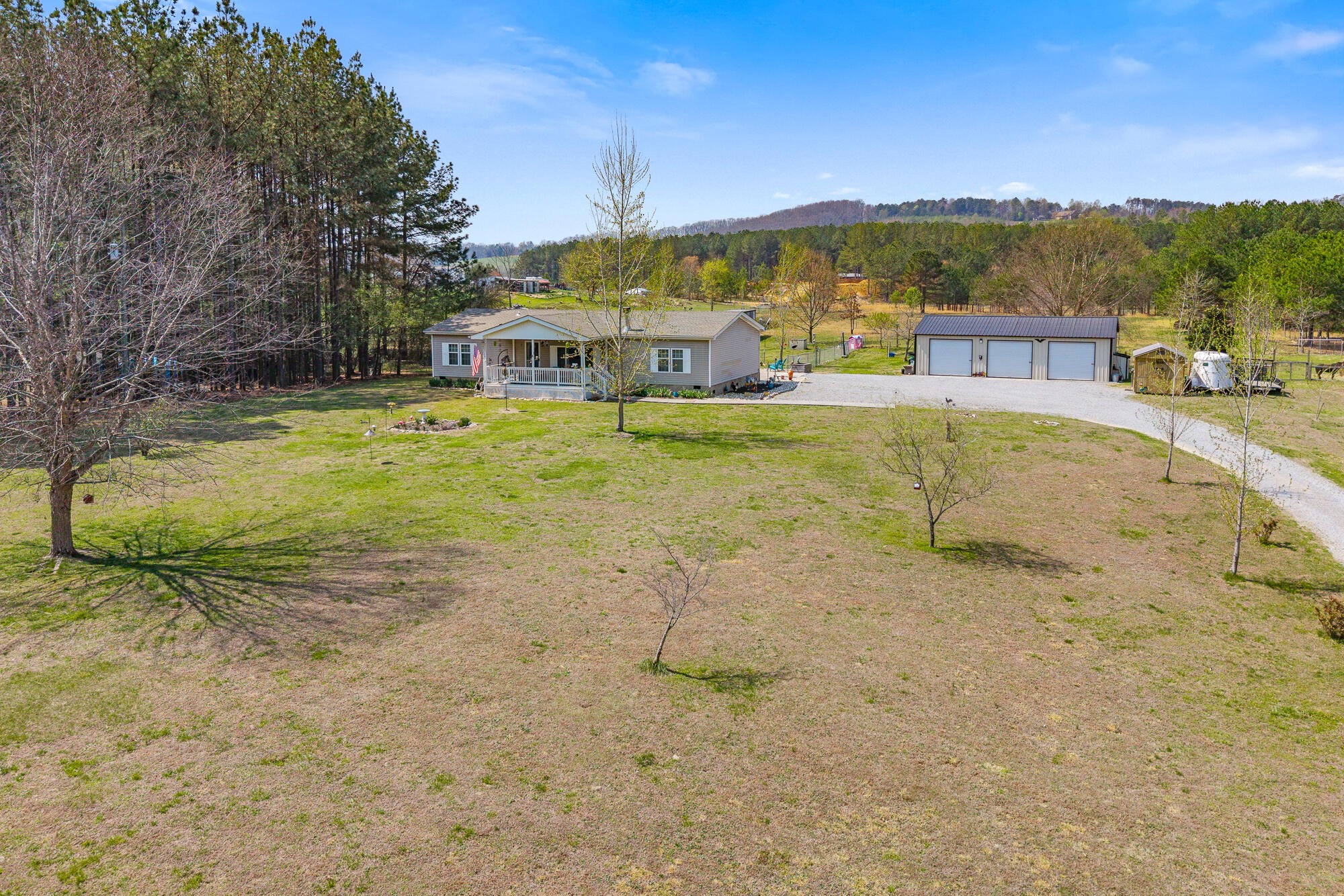 125 County Road 273 Niota TN 37826