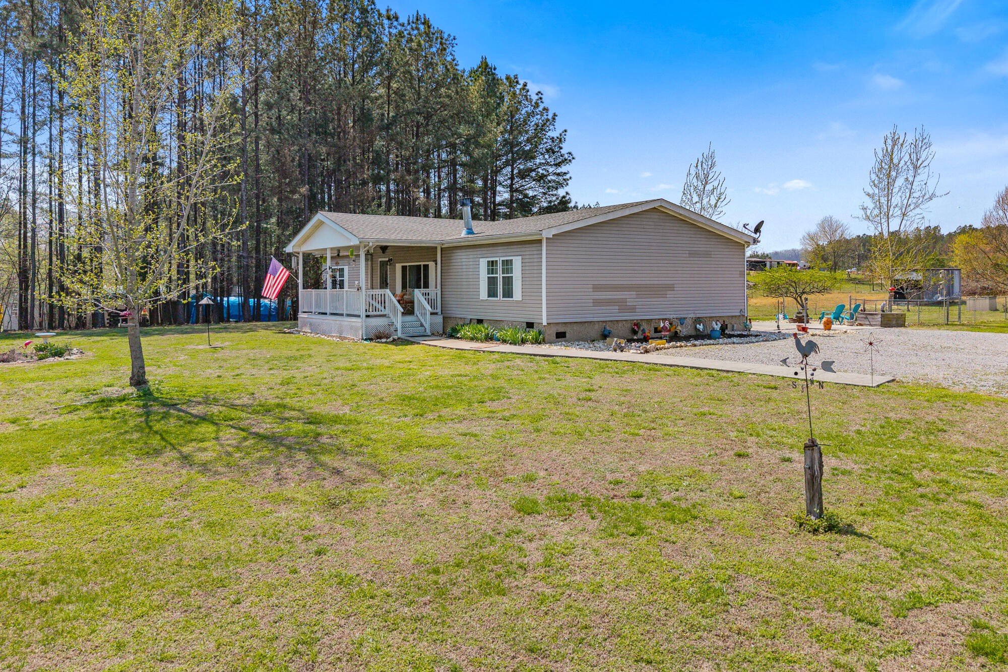 125 County Road 273 Niota TN 37826