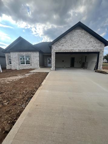 633 Woodrush Drive Clarksville TN 37040