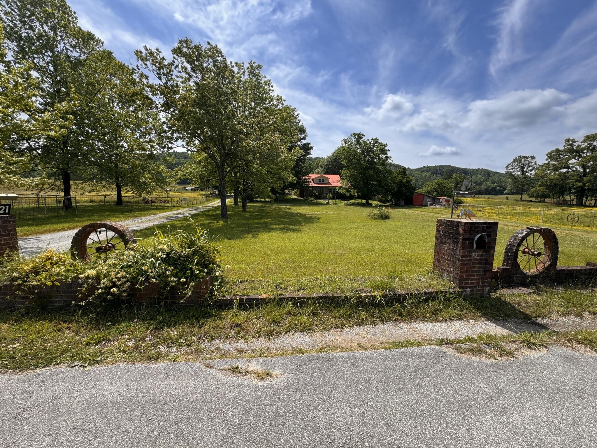 1245 Paint Rock Valley Road Philadelphia TN 37846