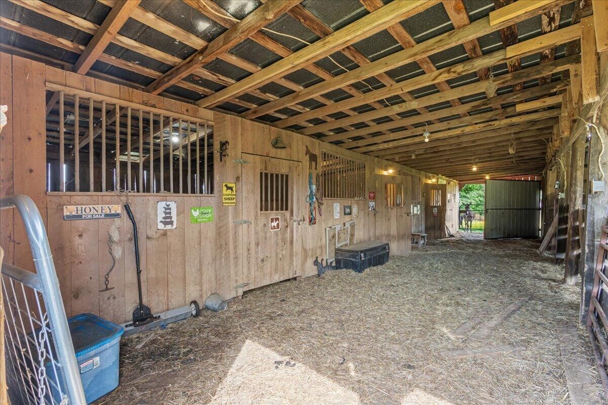 1245 Paint Rock Valley Road Philadelphia TN 37846