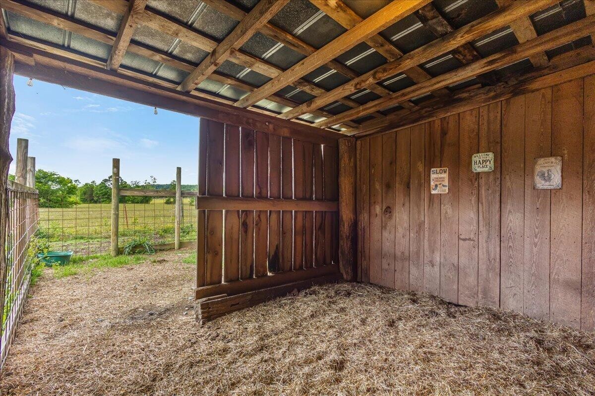1245 Paint Rock Valley Road Philadelphia TN 37846