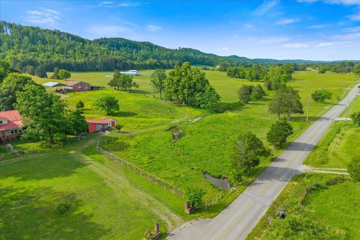 1245 Paint Rock Valley Road Philadelphia TN 37846