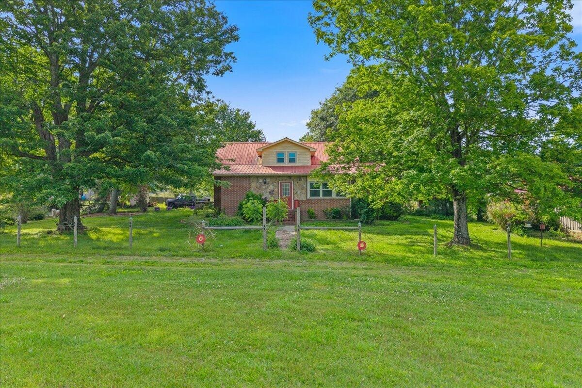 1245 Paint Rock Valley Road Philadelphia TN 37846