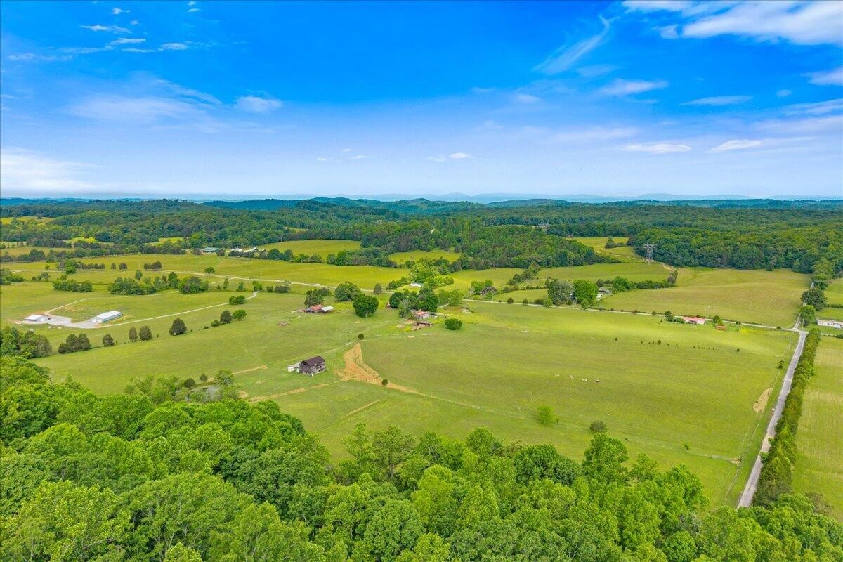 1245 Paint Rock Valley Road Philadelphia TN 37846