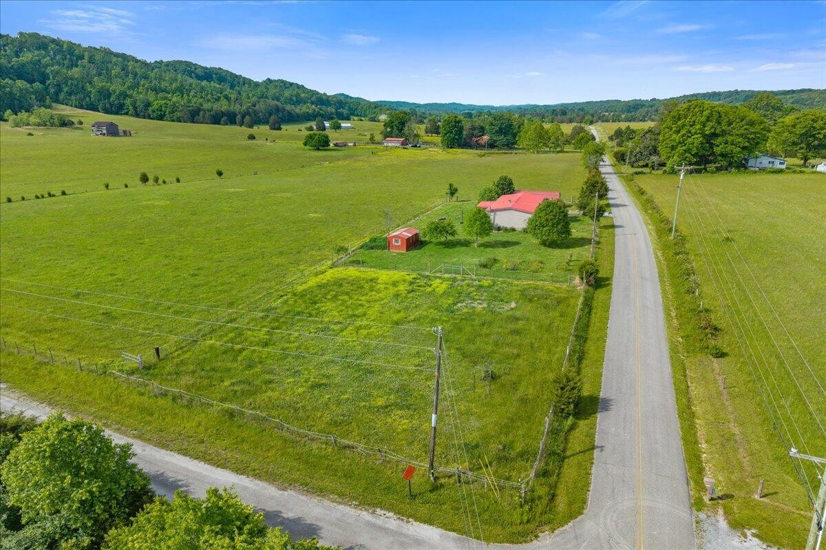 1245 Paint Rock Valley Road Philadelphia TN 37846