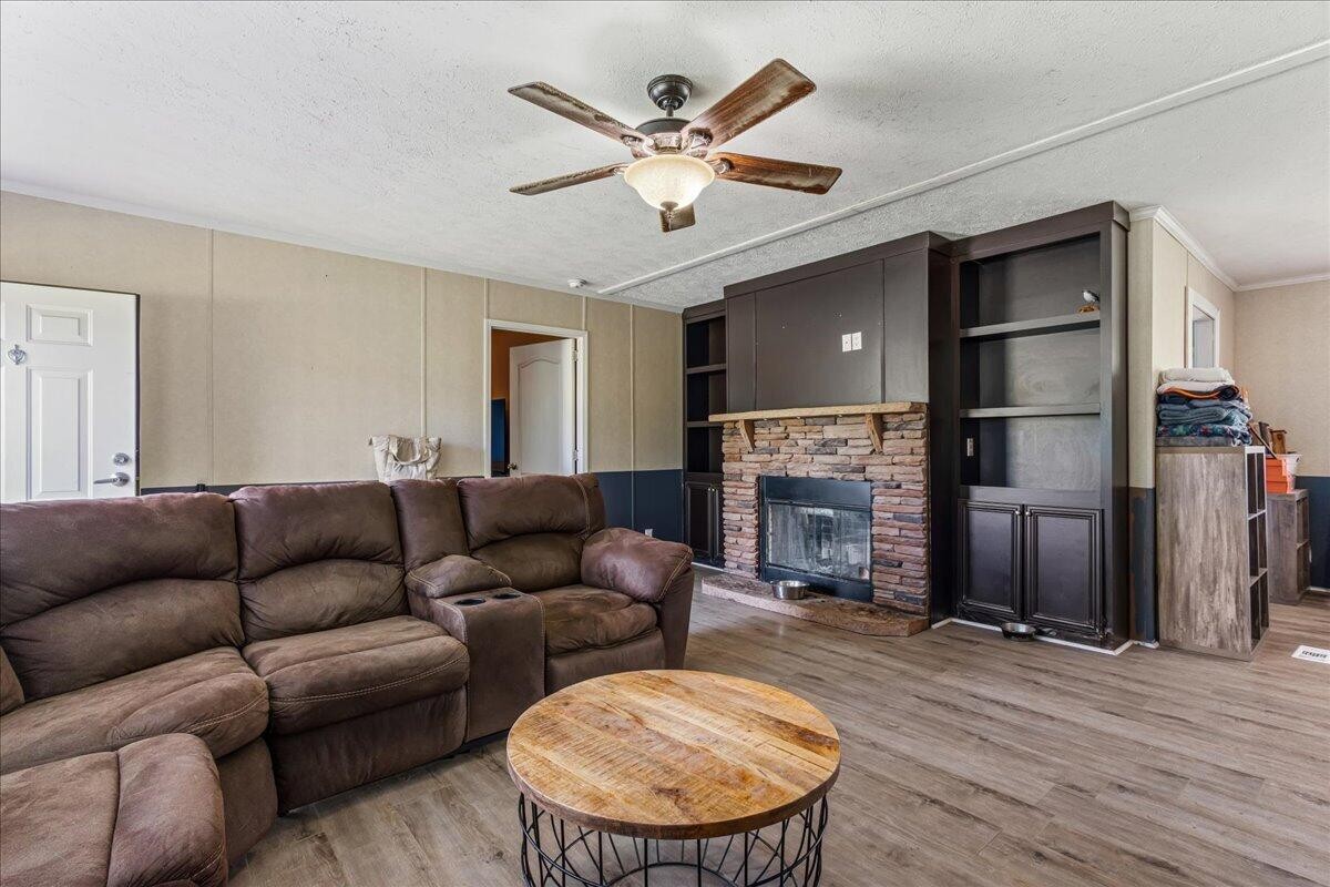 1245 Paint Rock Valley Road Philadelphia TN 37846