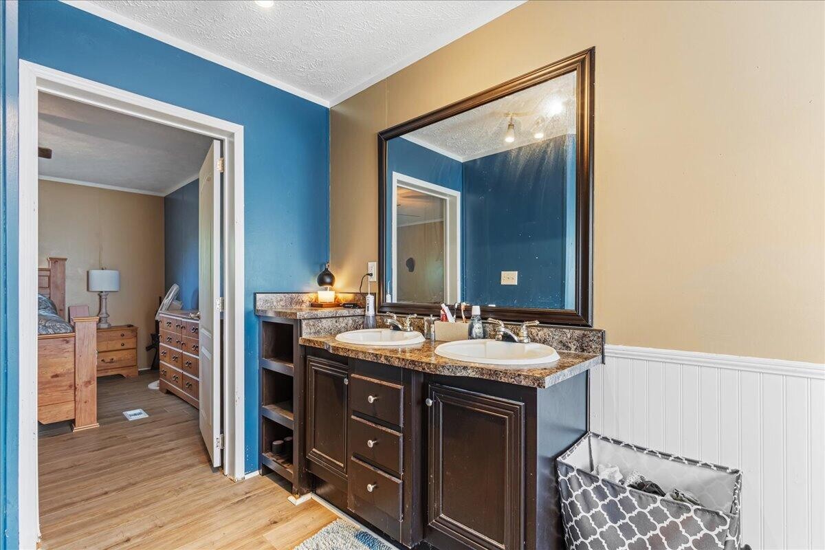 1245 Paint Rock Valley Road Philadelphia TN 37846