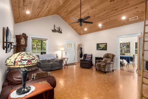 611 Rocky Drive Dickson TN 37055