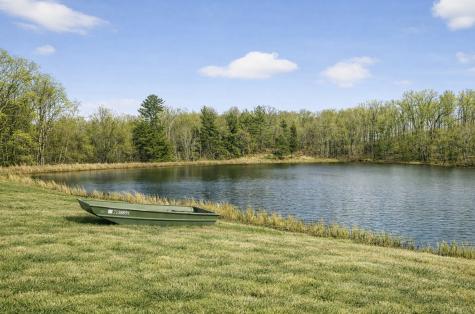 1552 New Harmony Road Graysville TN 37338