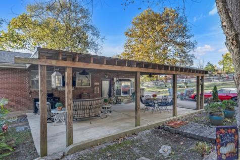 300 Kemper Dr, S Madison TN 37115