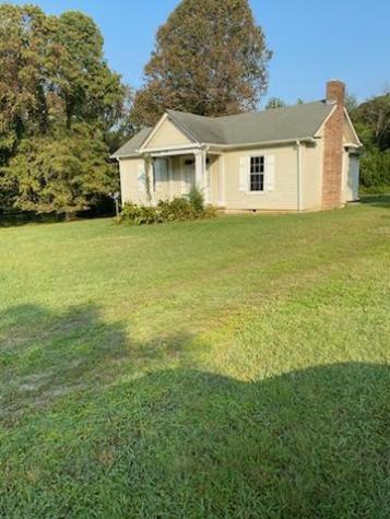 972 Fall River Road Goodspring TN 38460