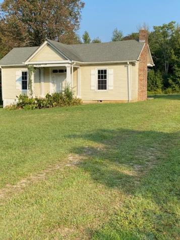 972 Fall River Road Goodspring TN 38460
