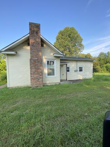972 Fall River Road Goodspring TN 38460