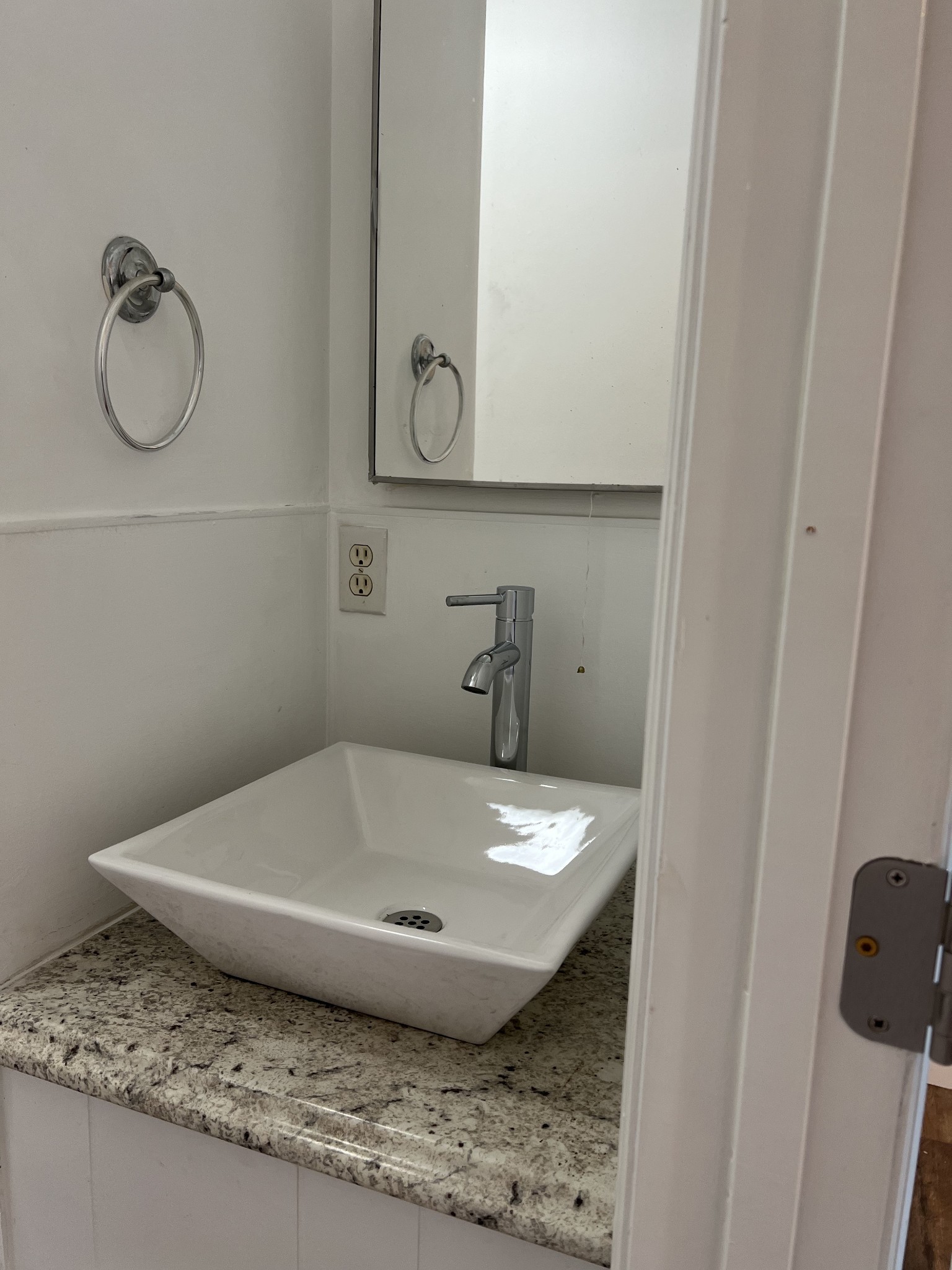 72 Sherwood Vale Cir, NW Mcminnville TN 37110