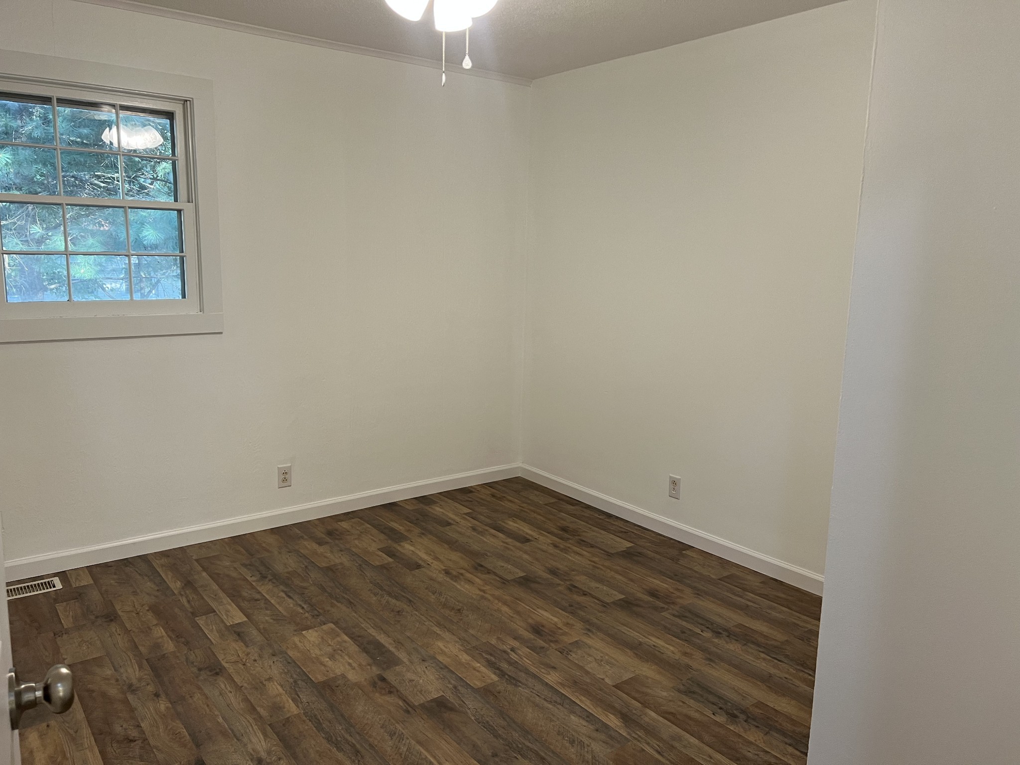 72 Sherwood Vale Cir, NW Mcminnville TN 37110