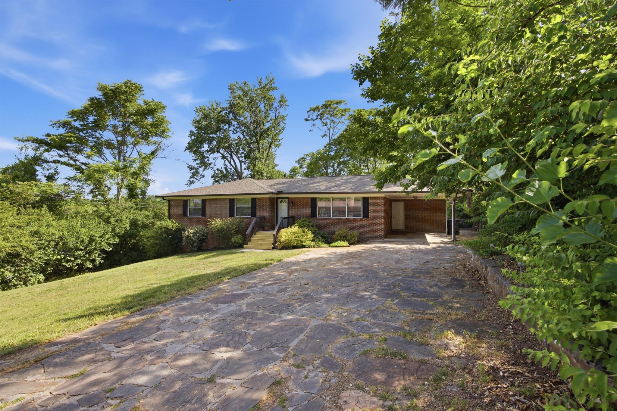 510 Semi Circle Chattanooga TN 37415