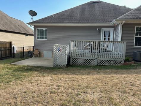 2645 Alex Overlook Way Clarksville TN 37043