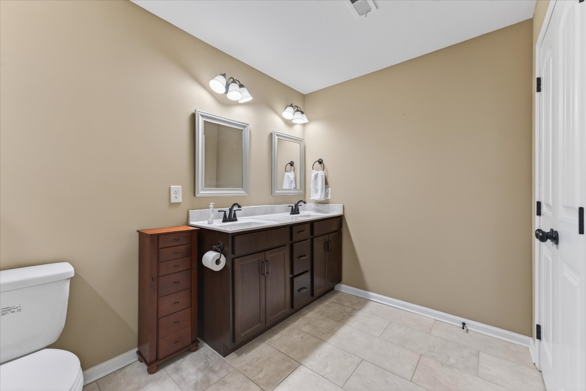 1990 Jackie Lorraine Drive Clarksville TN 37042