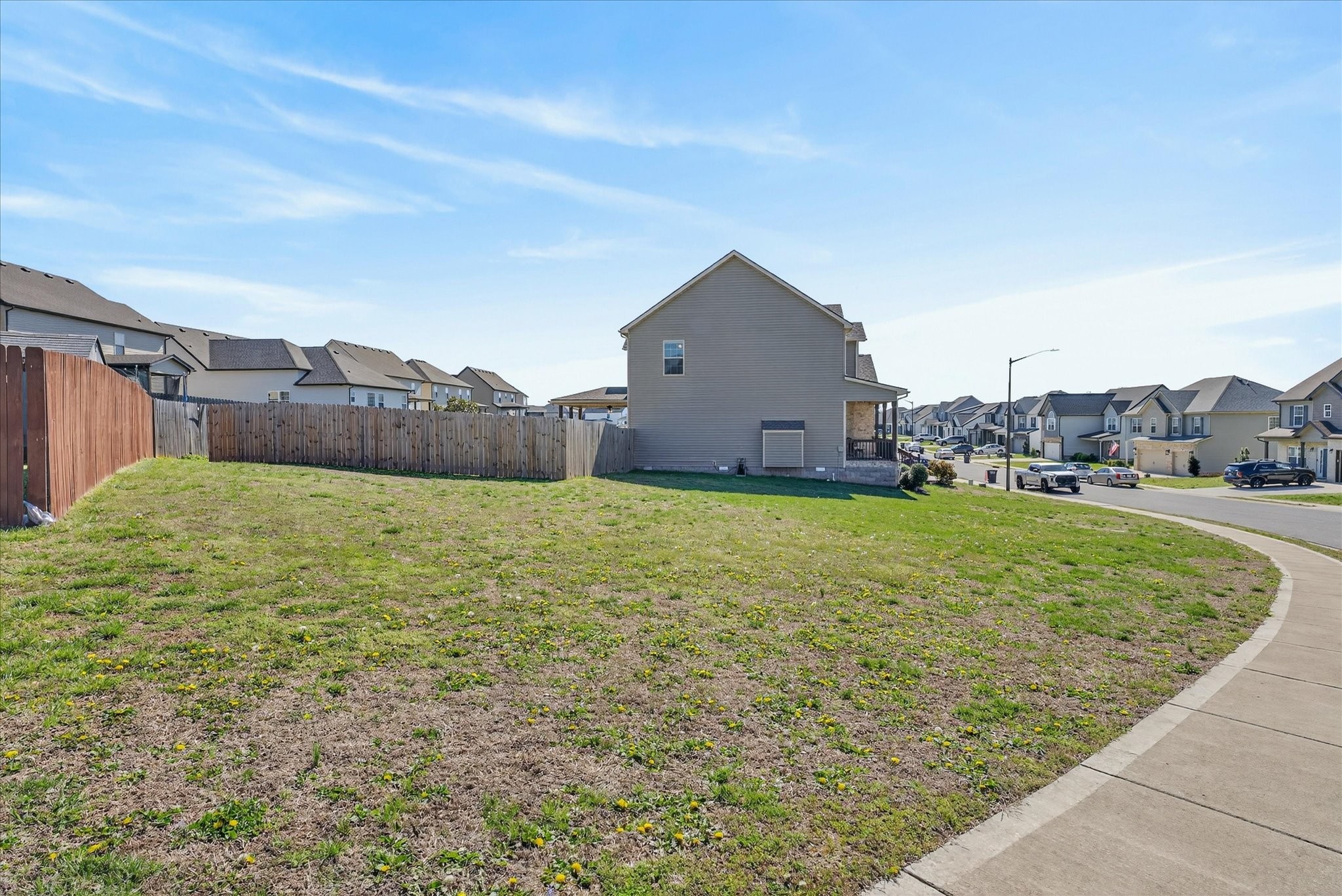 1990 Jackie Lorraine Drive Clarksville TN 37042