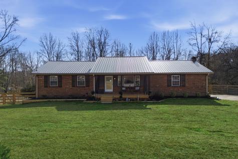 108 Saint James Street Charlotte TN 37036