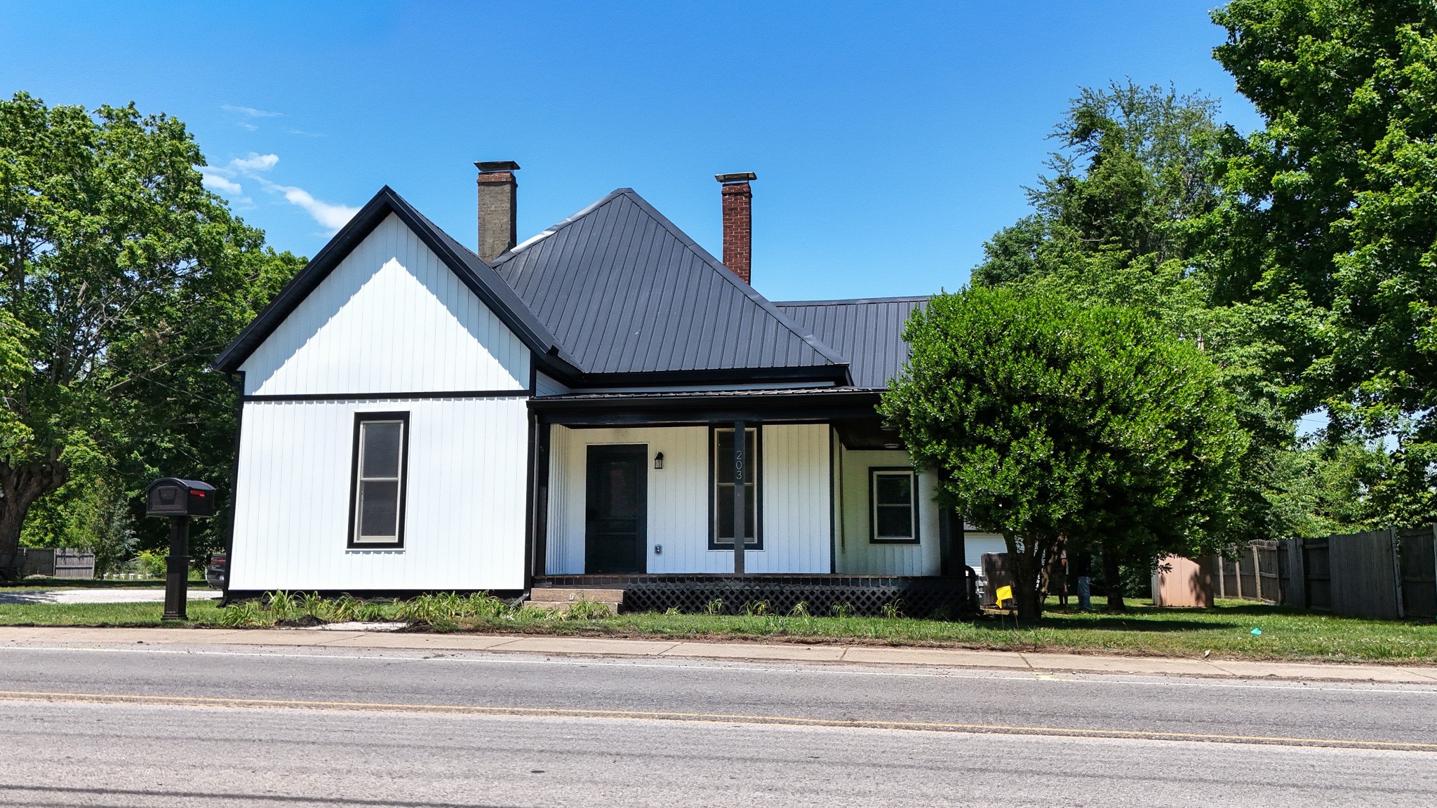 203 College Street Portland TN 37148