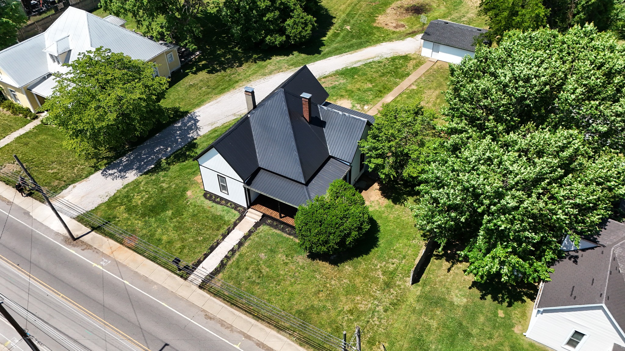 203 College Street Portland TN 37148