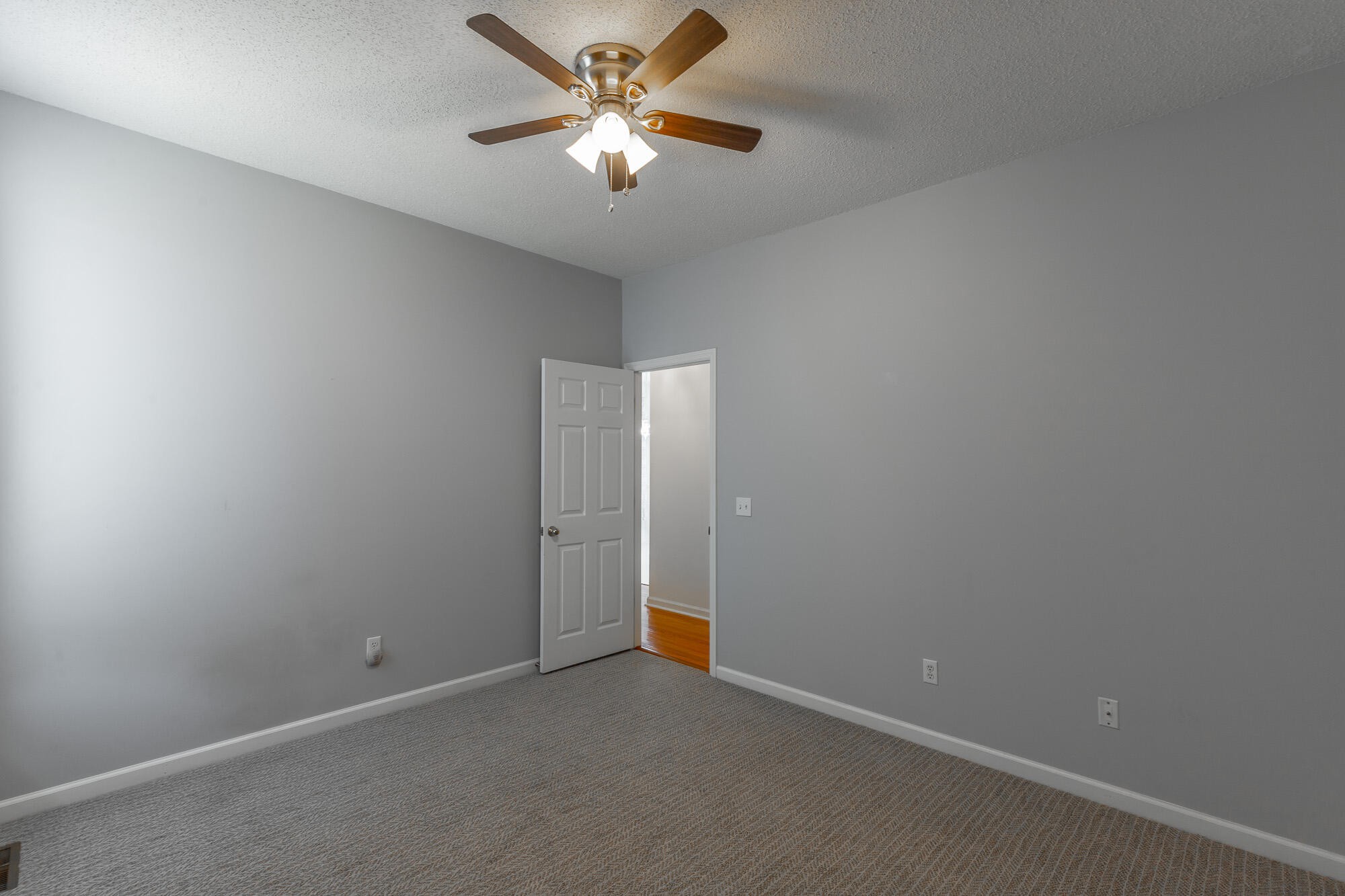 1615 Gunston Hall Road Hixson TN 37343