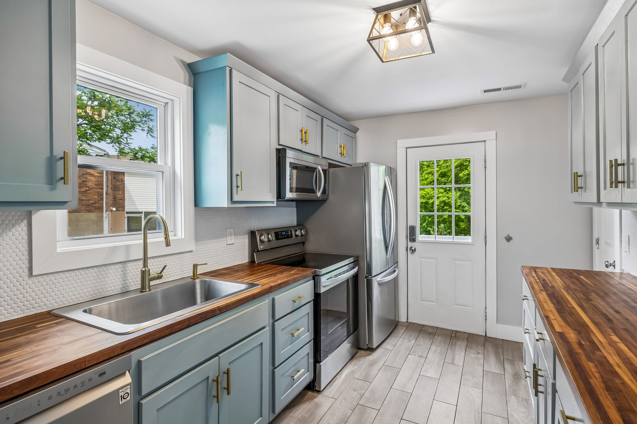 300 Finley Drive Nashville TN 37217