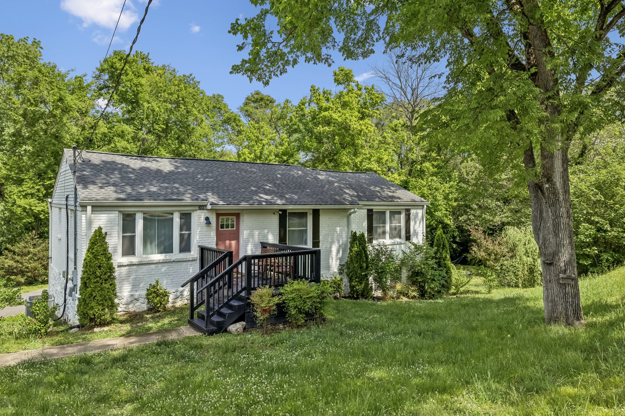 300 Finley Drive Nashville TN 37217
