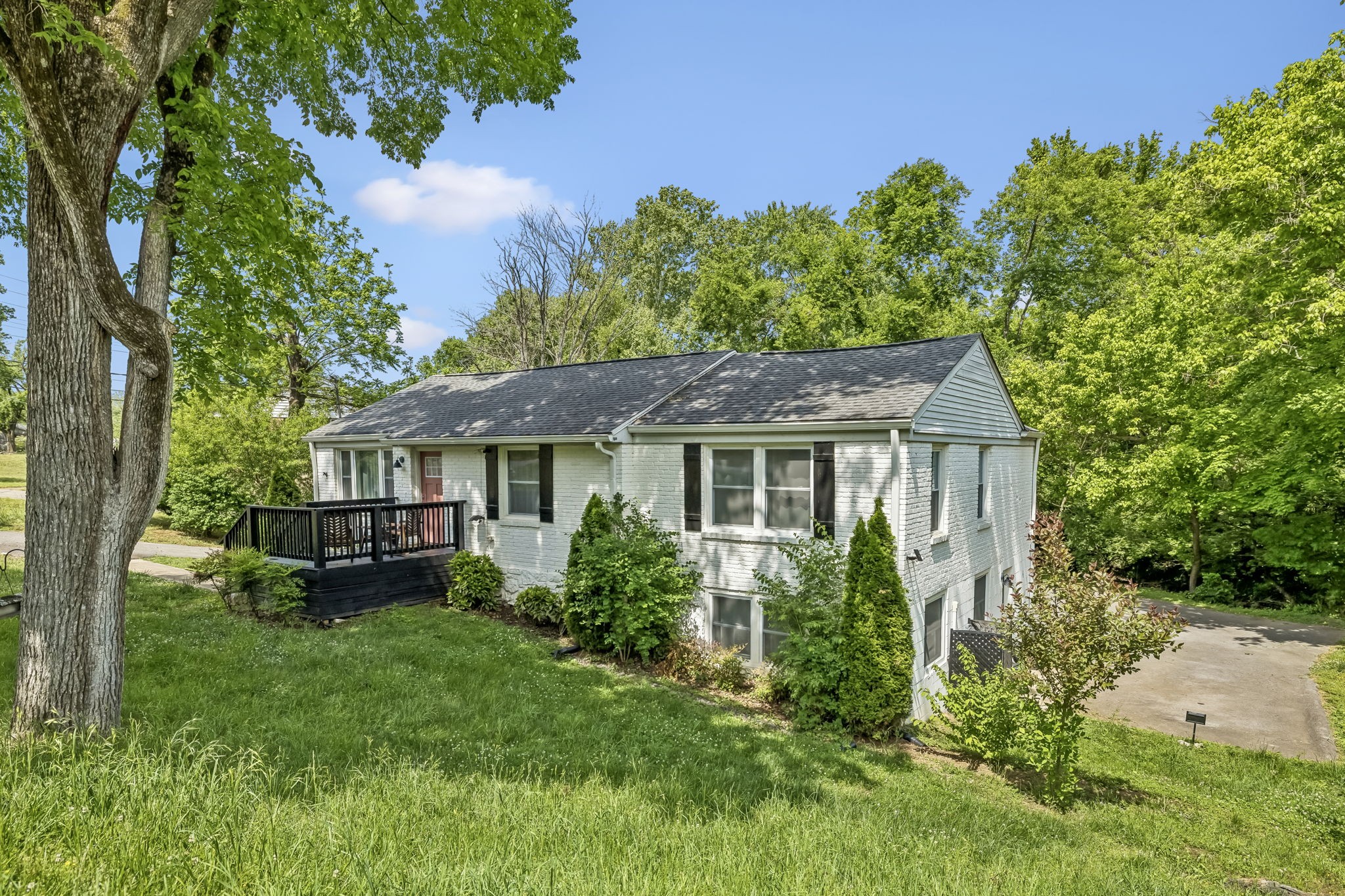 300 Finley Drive Nashville TN 37217