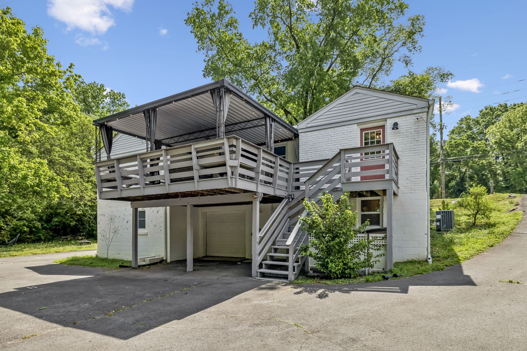 300 Finley Drive Nashville TN 37217