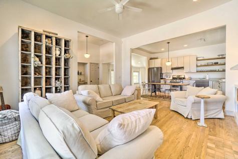1323 3rd Ave, N Nashville TN 37208
