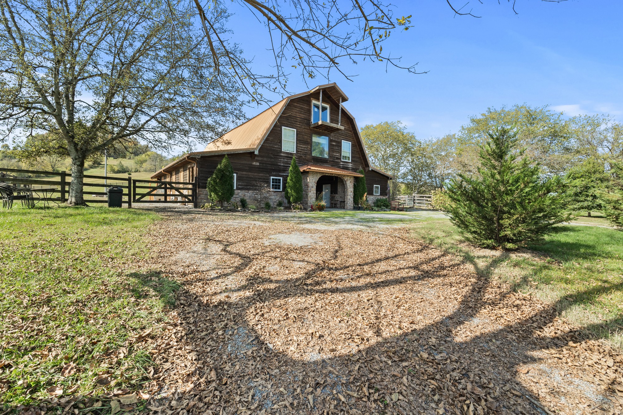 11528 Dodson Branch Highway Gainesboro TN 38562
