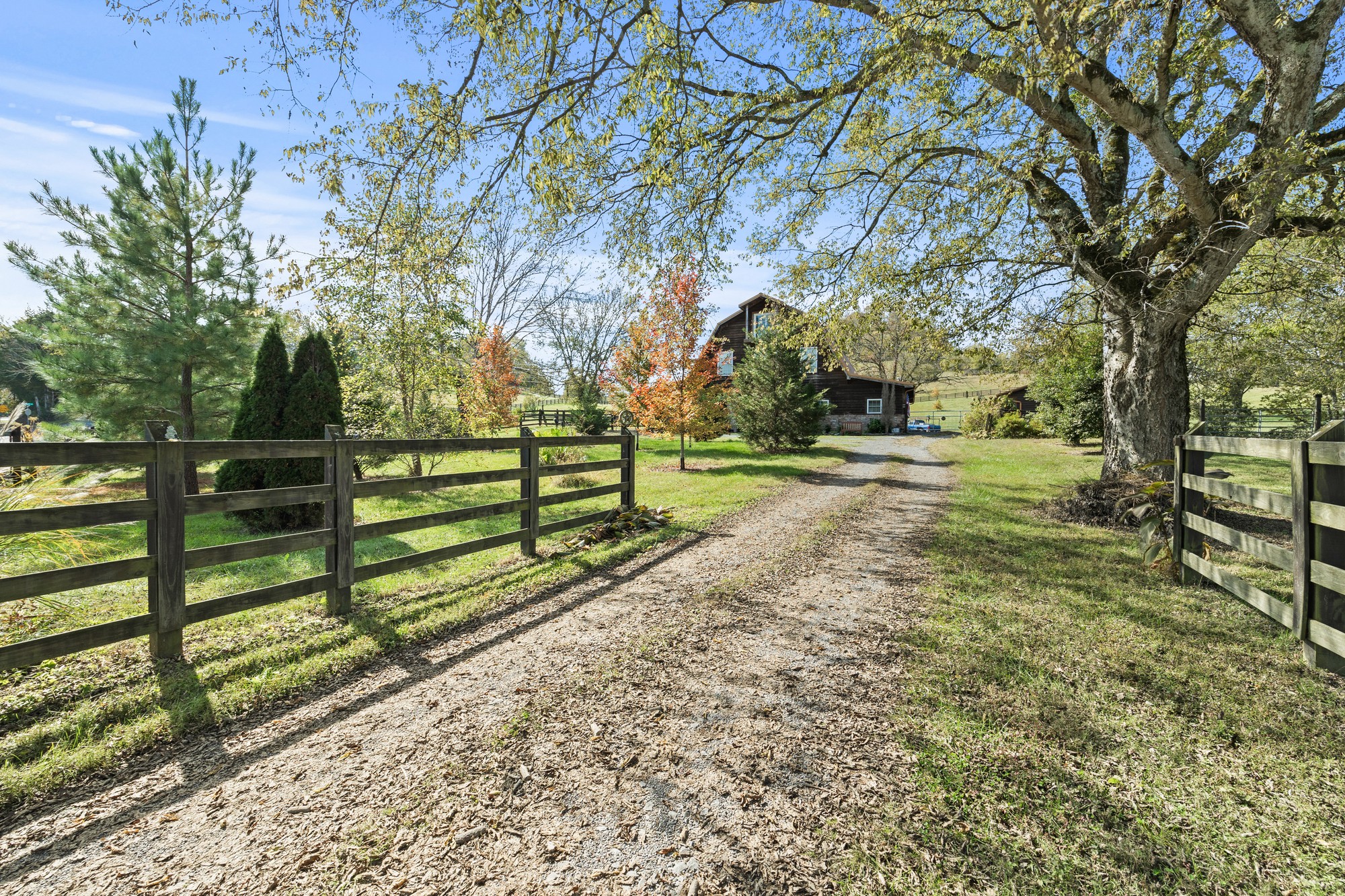 11528 Dodson Branch Highway Gainesboro TN 38562